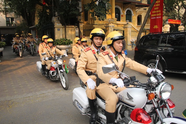 Điều động tổng lực CSGT Hà Nội đảm bảo giao thông Tết ảnh 2
